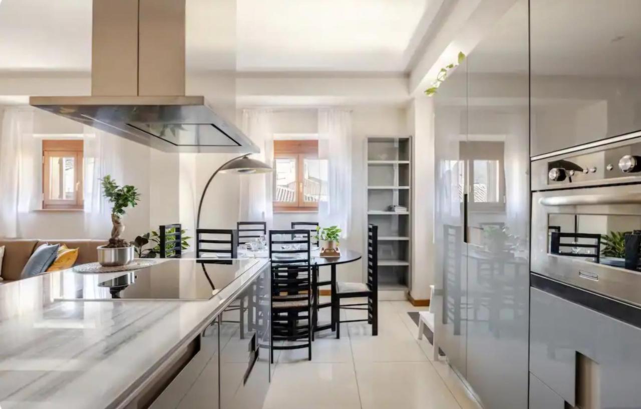 Residenza Galleria Rivoli - Domus Verona - hotels in Verona Lake Garda