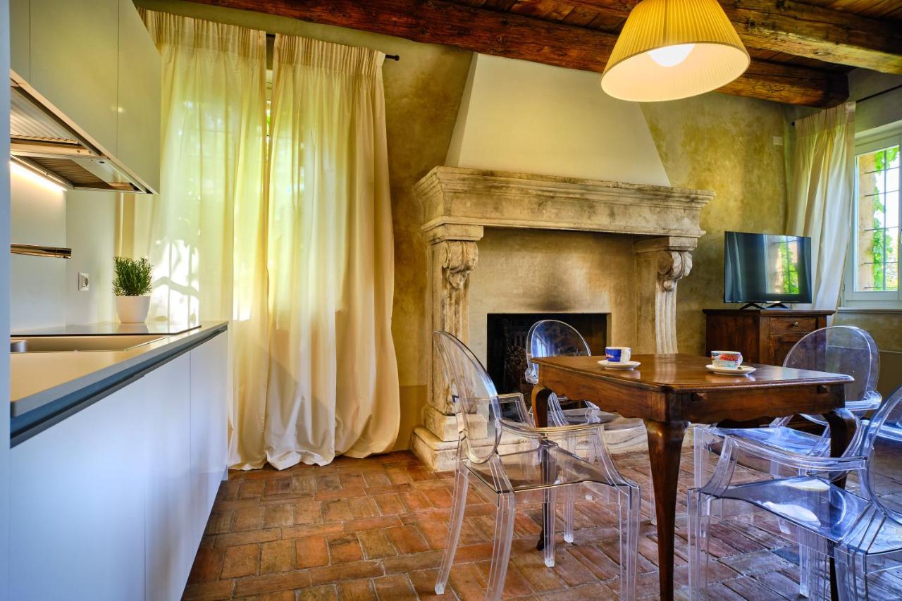 Relais Corte Guastalla Apartments - hotels in Sona Lake Garda