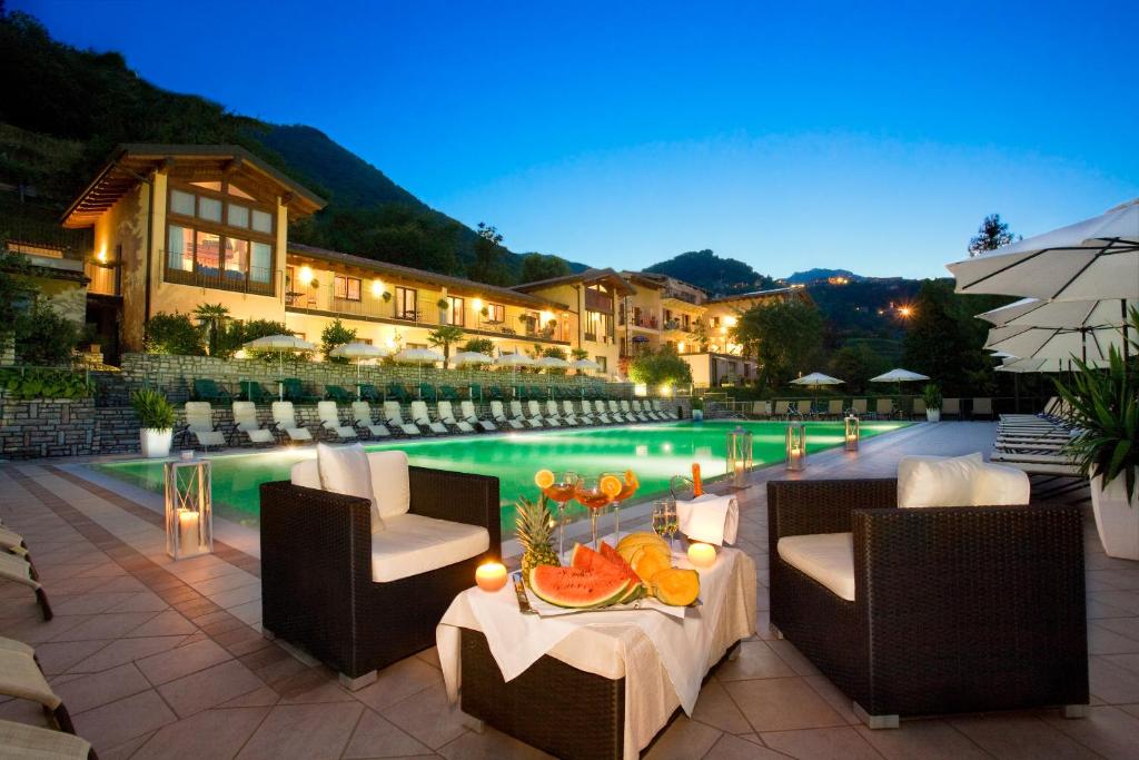 Residence Delle Rose - hotels in Tremosine sul Garda Lake Garda