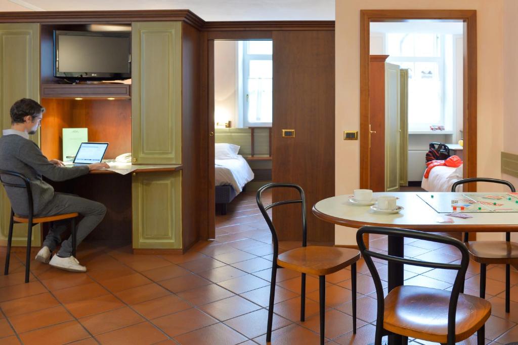 Residence Del Messaggero - hotels in Rovereto Lake Garda