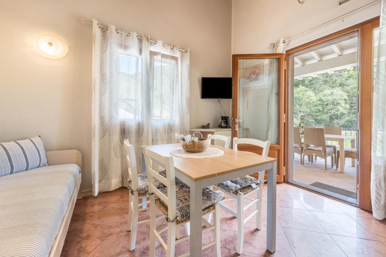 Residence Tatiana B3 - hotels in Tremosine sul Garda Lake Garda