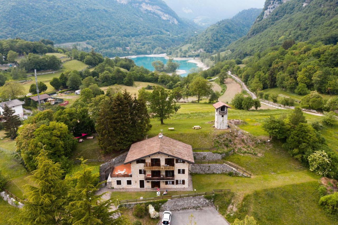 Residenza La Rustica Appartamento 8 - hotels in Tenno Lake Garda
