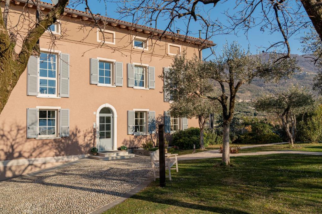 San Giorgio Resort - holiday apartments in Gargnano Lake Garda