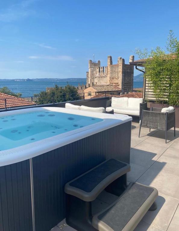 Suite Agli Archi - accommodation in Torri del Benaco Lake Garda