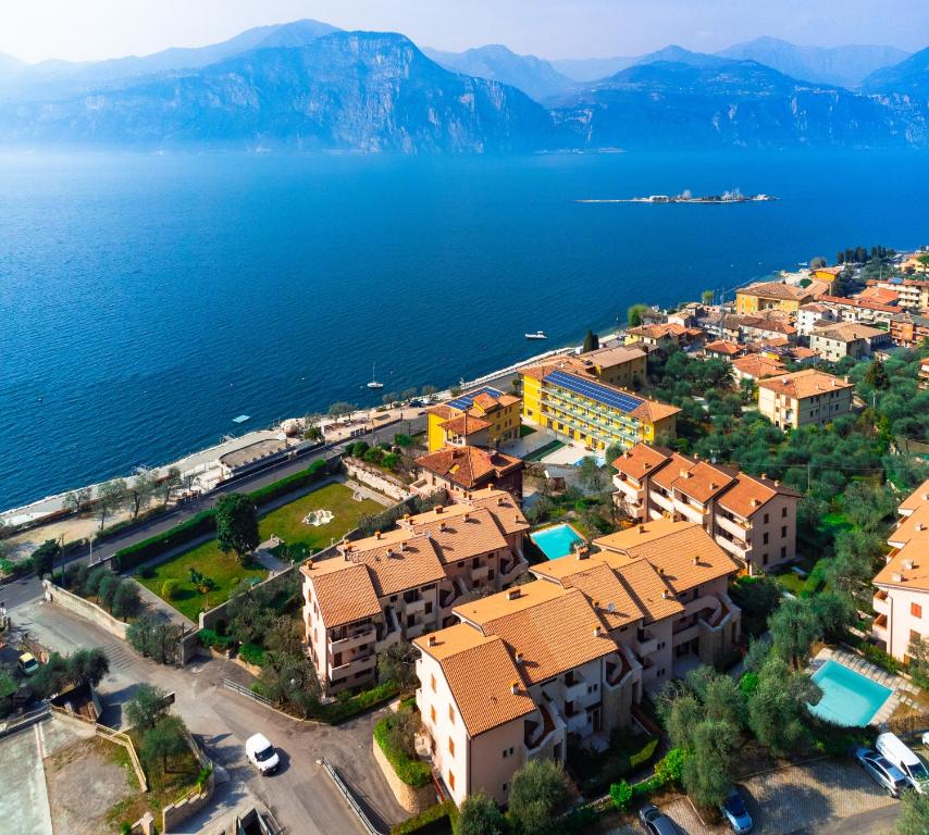 Sun Beth's house - accommodation in Brenzone sul Garda Lake Garda