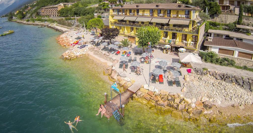 Taki Village - accommodation in Brenzone sul Garda Lake Garda