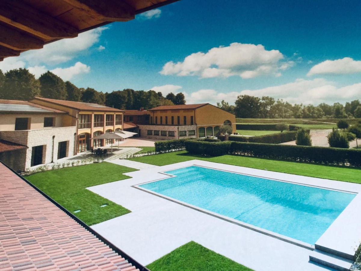 Tenuta Albertini - hotels in Negrar di Valpolicella Lake Garda
