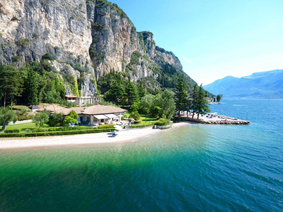 Torre Degli Ulivi - hotels in Tignale Lake Garda