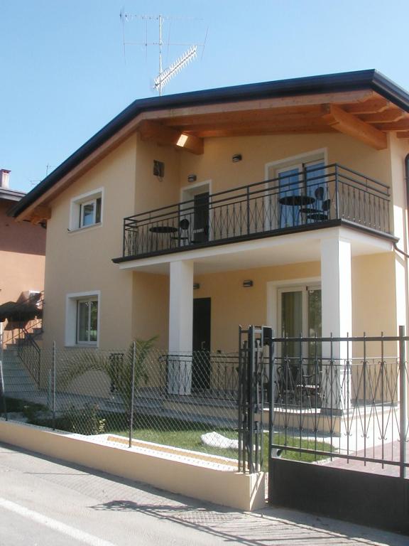 Trattoria Bettola - bed and breakfast in Bedizzole Lake Garda