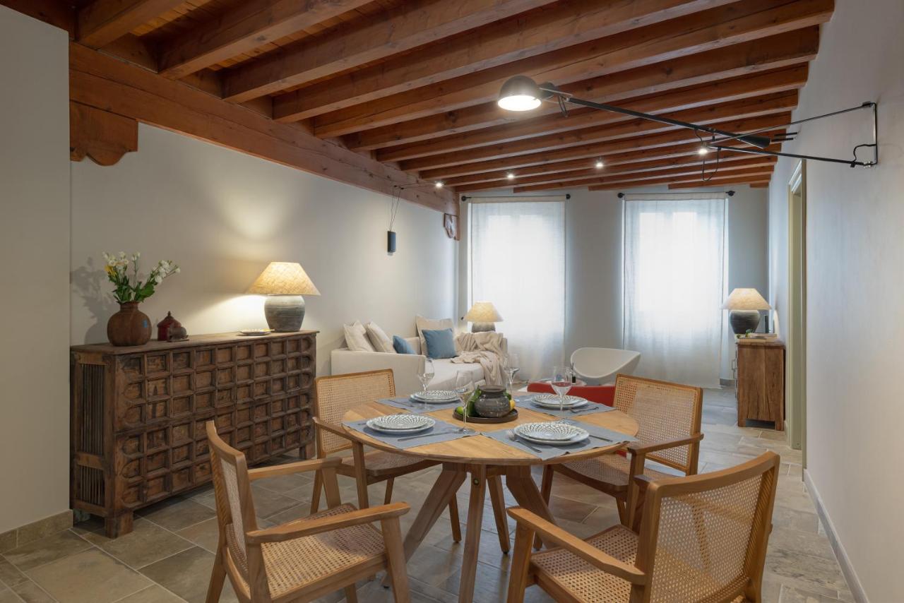 Cosy renovated flat in the center - hotels in Padenghe sul Garda Lake Garda