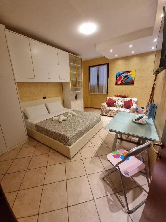 VALENTINO HOUSE - holiday apartments in Sirmione Lake Garda