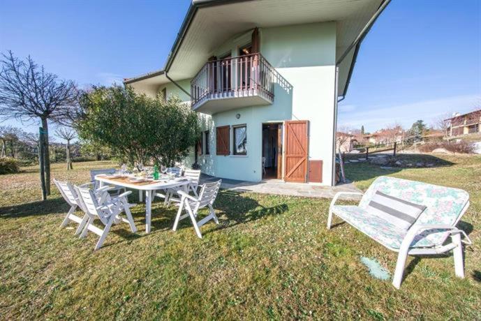 Villetta Elise - hotels in Padenghe sul Garda Lake Garda