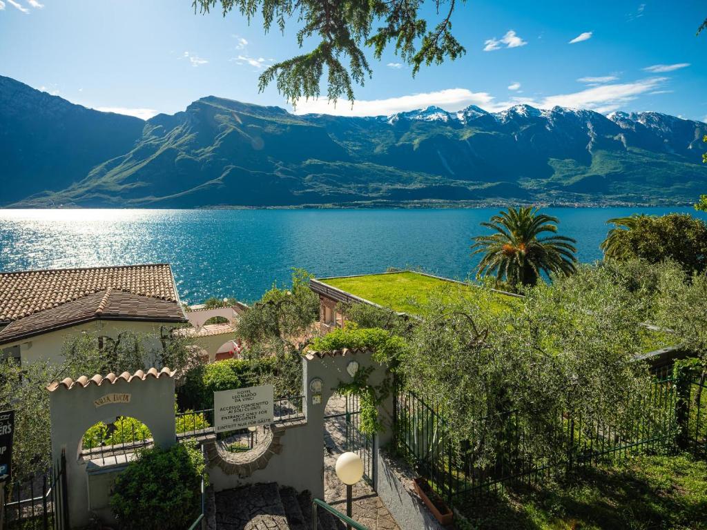 Villa Helena - accommodation in Limone sul Garda Lake Garda