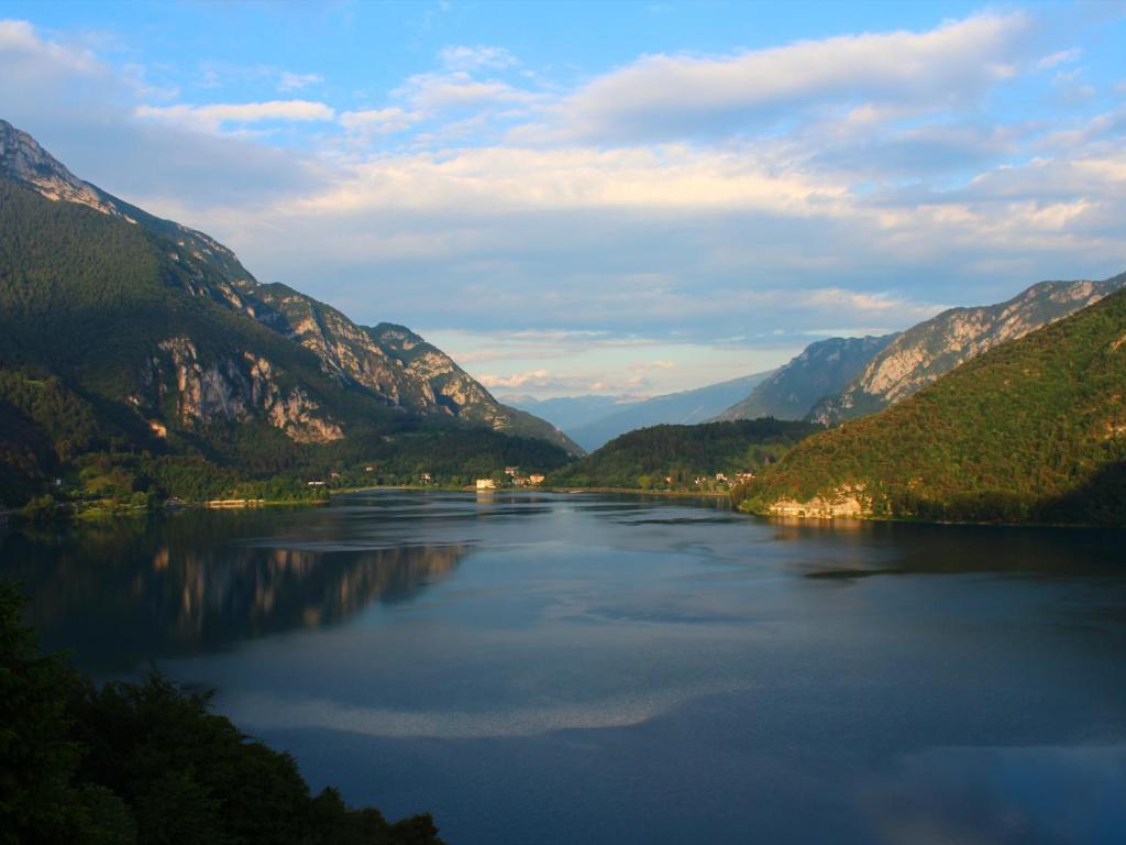 Villa Regina - Lake Ledro Apartments - holiday apartments in Valle di Ledro Lake Garda