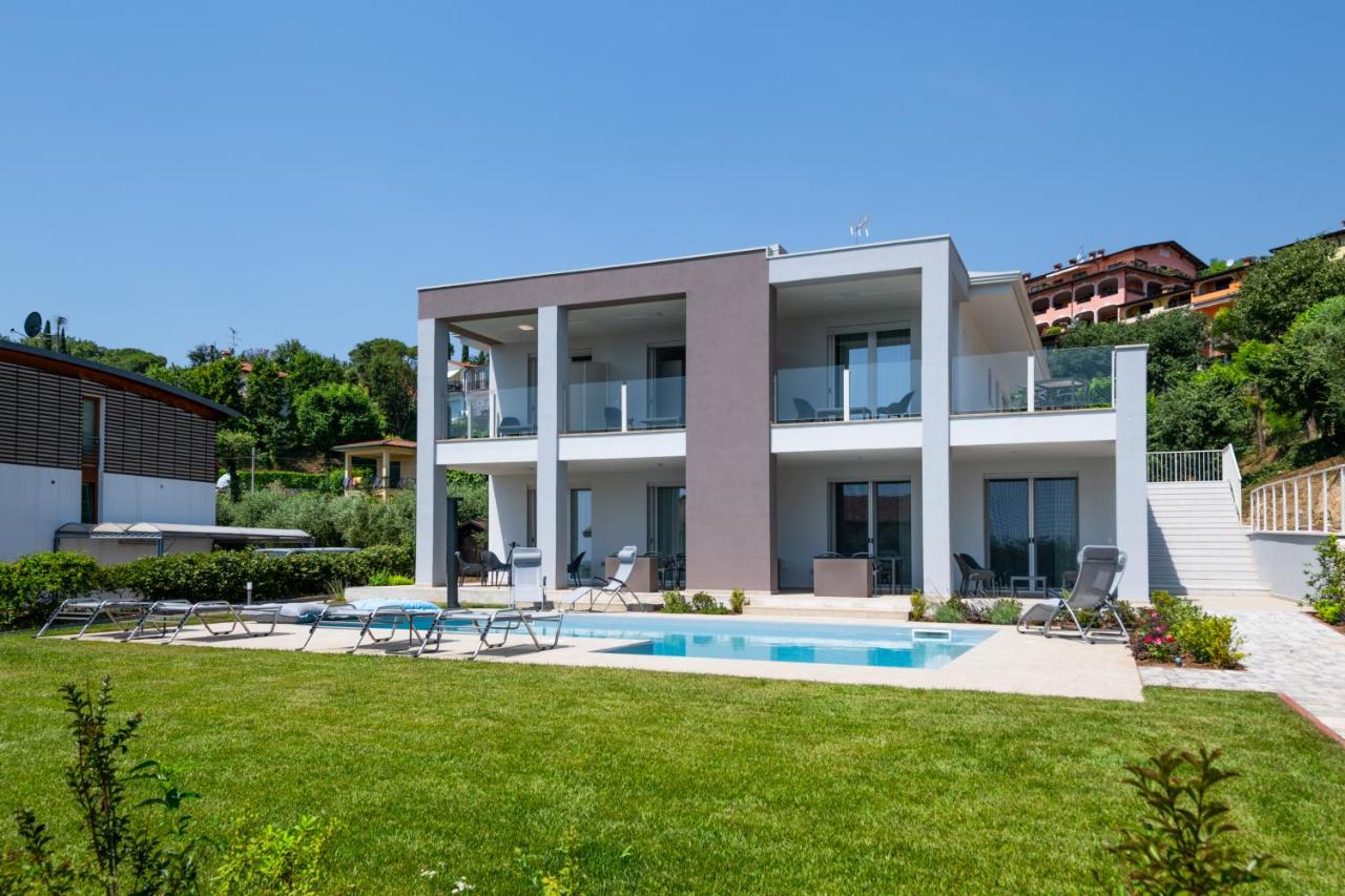 Villa Rubino - hotels in Padenghe sul Garda Lake Garda