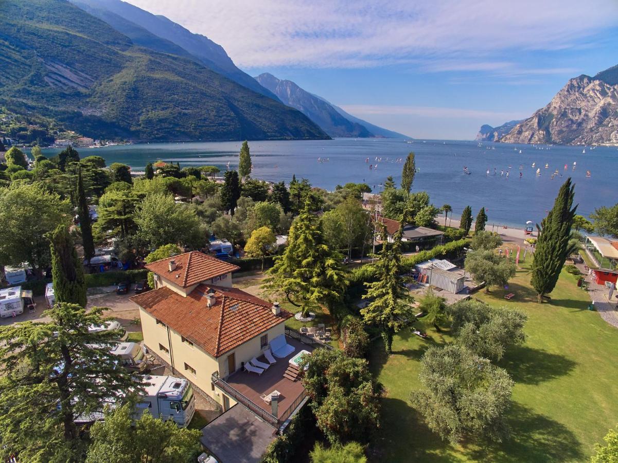 Villa Torbole - hotels in Nago-Torbole Lake Garda