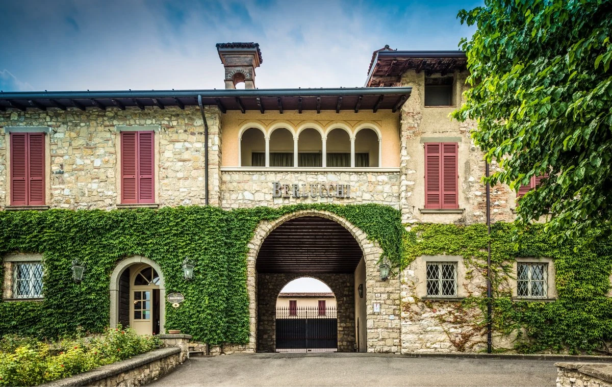 Berlucchi — Cantine e Vino Lago di Garda