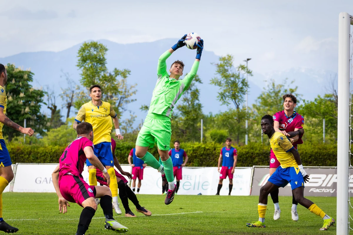 Borgo Primo Maggio Football Club, Verona — Sport e Attività Lago di Garda