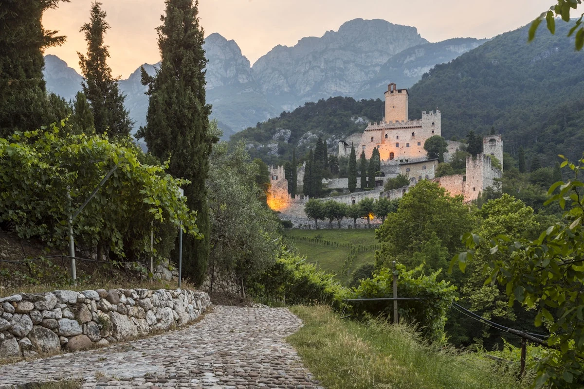 castello di Avio, Avio — Castelli e Fortezze Lago di Garda