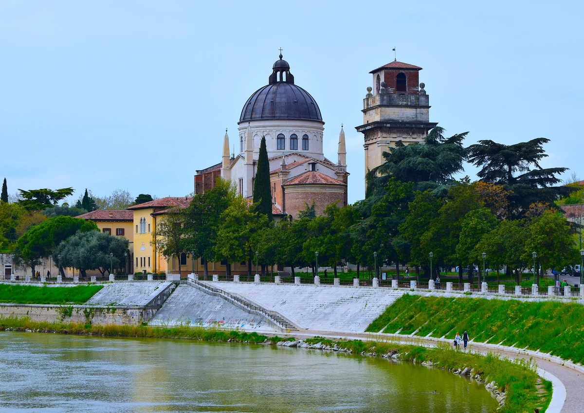 Centro polisportivo "Consolini", Verona — Sport e Attività Lago di Garda