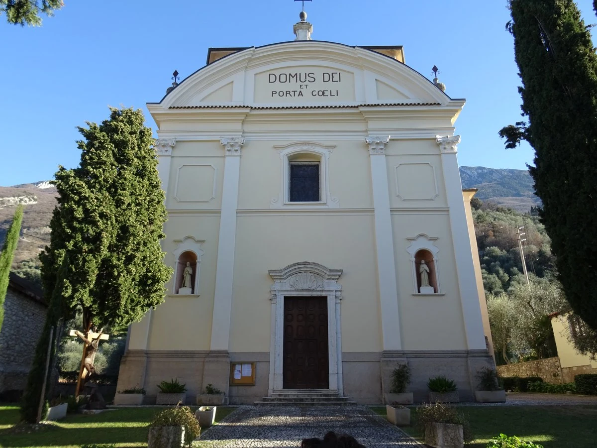 chiesa dei Santi Benigno e Caro nuova, Malcesine — Chiese e Santuari Lago di Garda