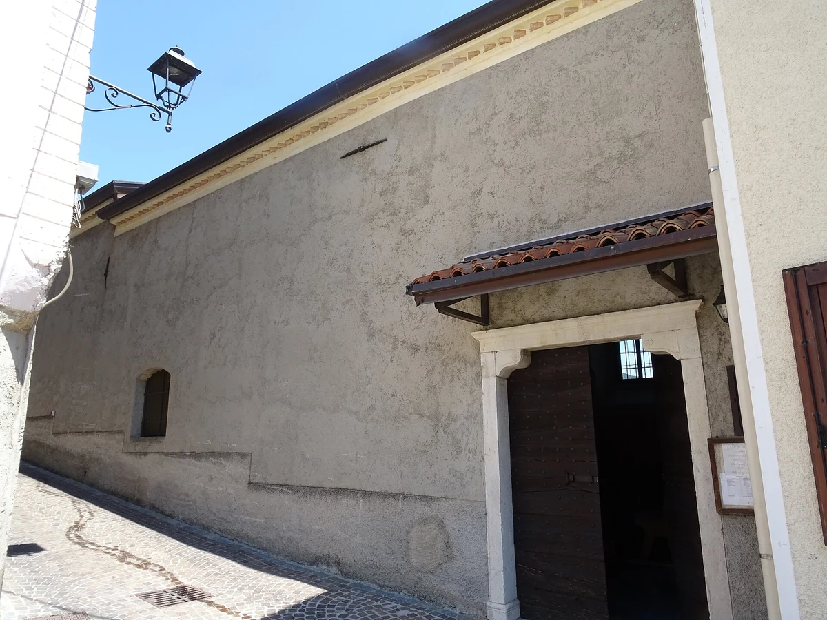 chiesa dei Santi Bernardo e Valentino, Tignale — Chiese e Santuari Lago di Garda