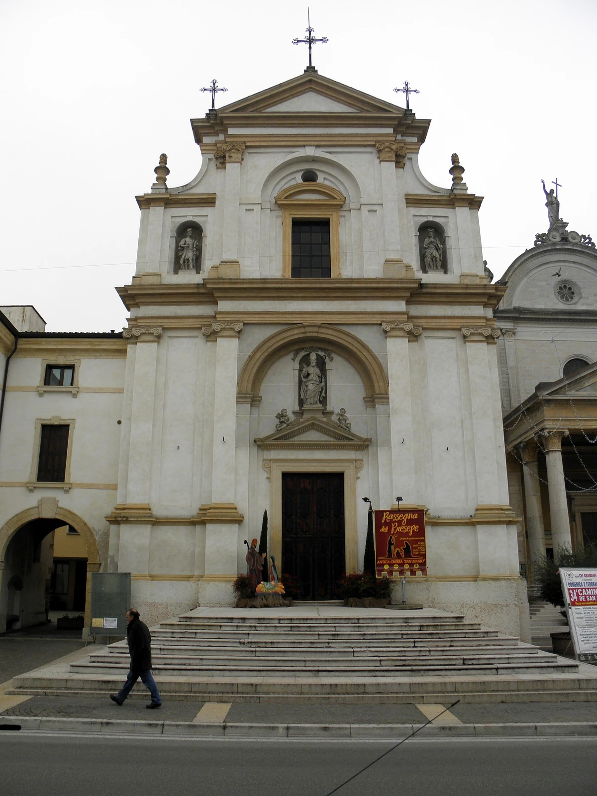 Chiesa dei Santi Biagio, Fermo e Rustico, Bovolone — Chiese e Santuari Lago di Garda