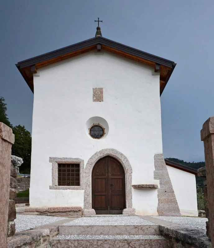 chiesa dei Santi Rocco e Volfango, Civezzano — Chiese e Santuari Lago di Garda