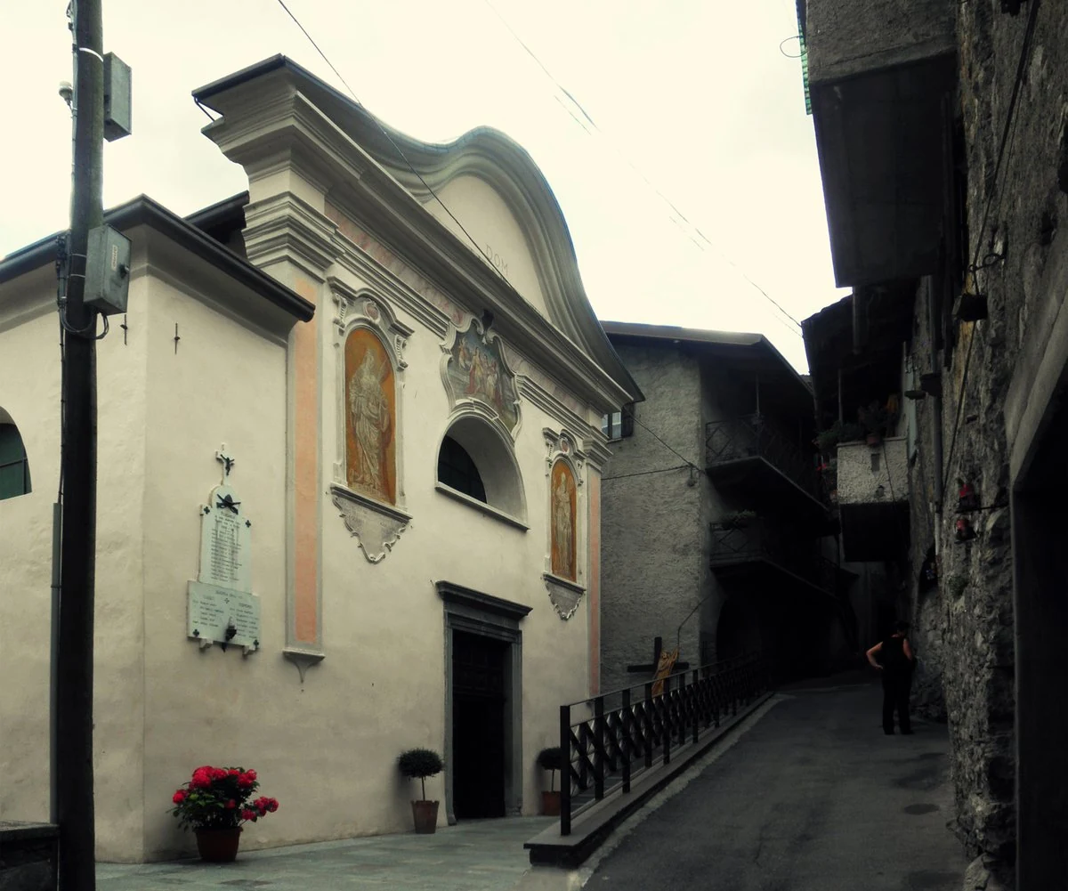 chiesa dei Santi Vito, Modesto e Crescenzia Martiri, Capo di Ponte — Chiese e Santuari Lago di Garda