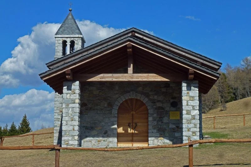 chiesa del Beato don Carlo Gnocchi, Edolo — Chiese e Santuari Lago di Garda