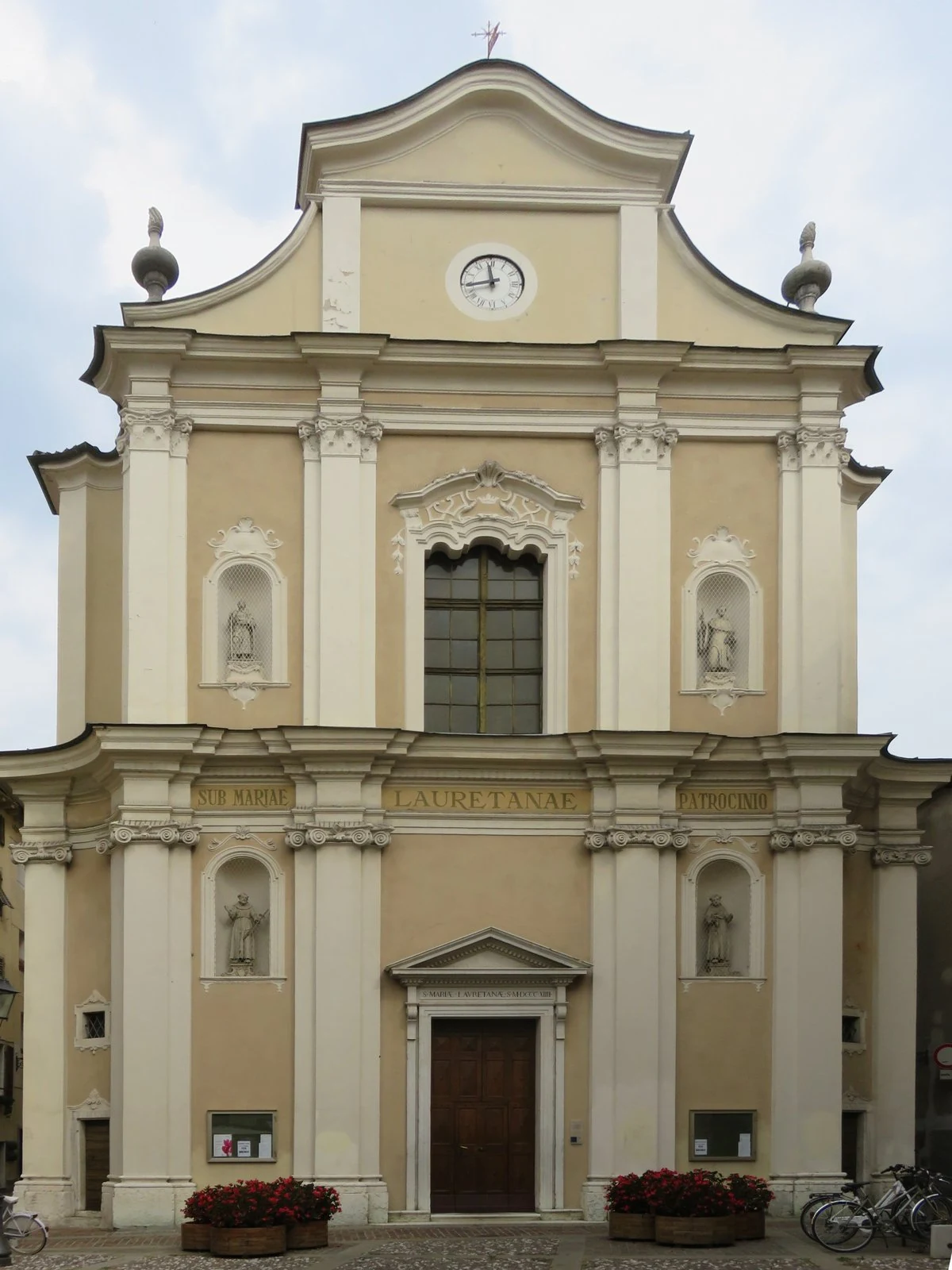 chiesa della Beata Maria Vergine di Loreto, Rovereto — Chiese e Santuari Lago di Garda