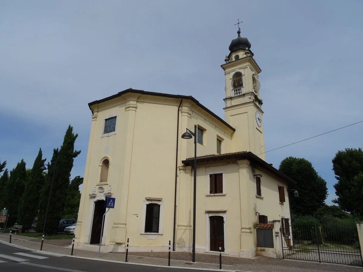 chiesa della Beata Vergine del Soccorso, Pescantina — Chiese e Santuari Lago di Garda