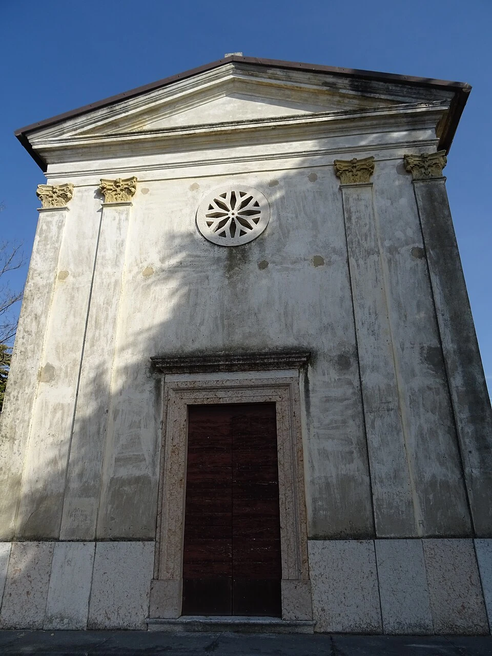 chiesa della Madonna de La Salette, Negrar di Valpolicella — Chiese e Santuari Lago di Garda