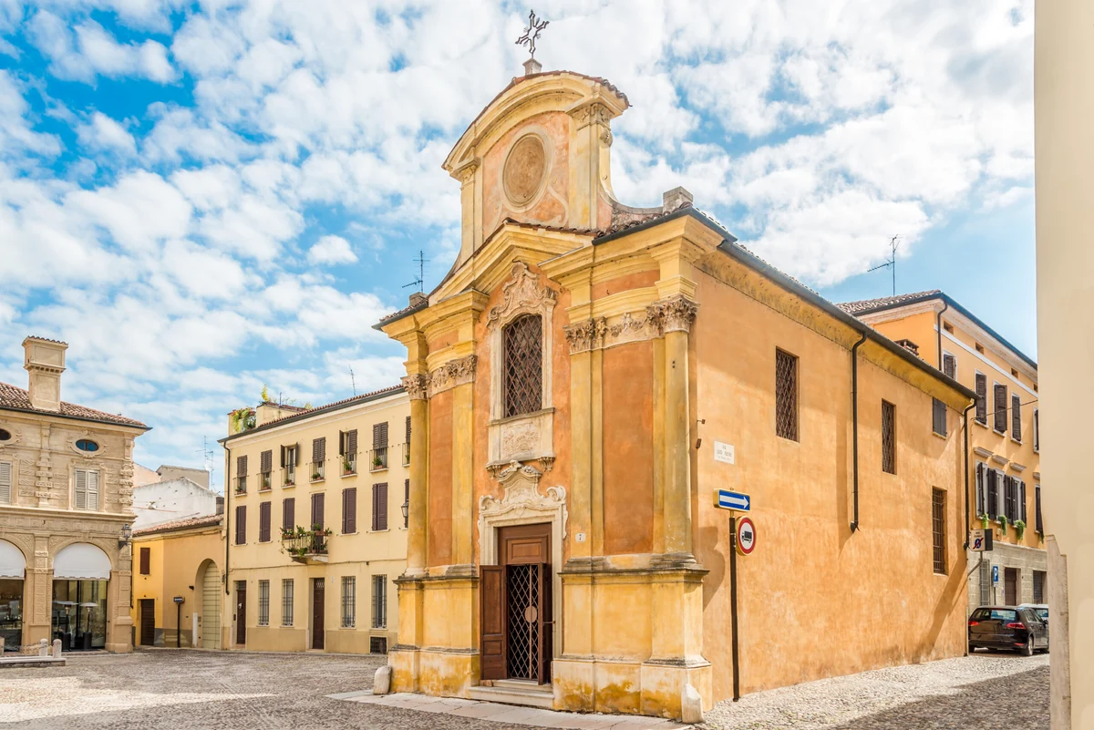 chiesa della Madonna del Terremoto, Mantova — Chiese e Santuari Lago di Garda