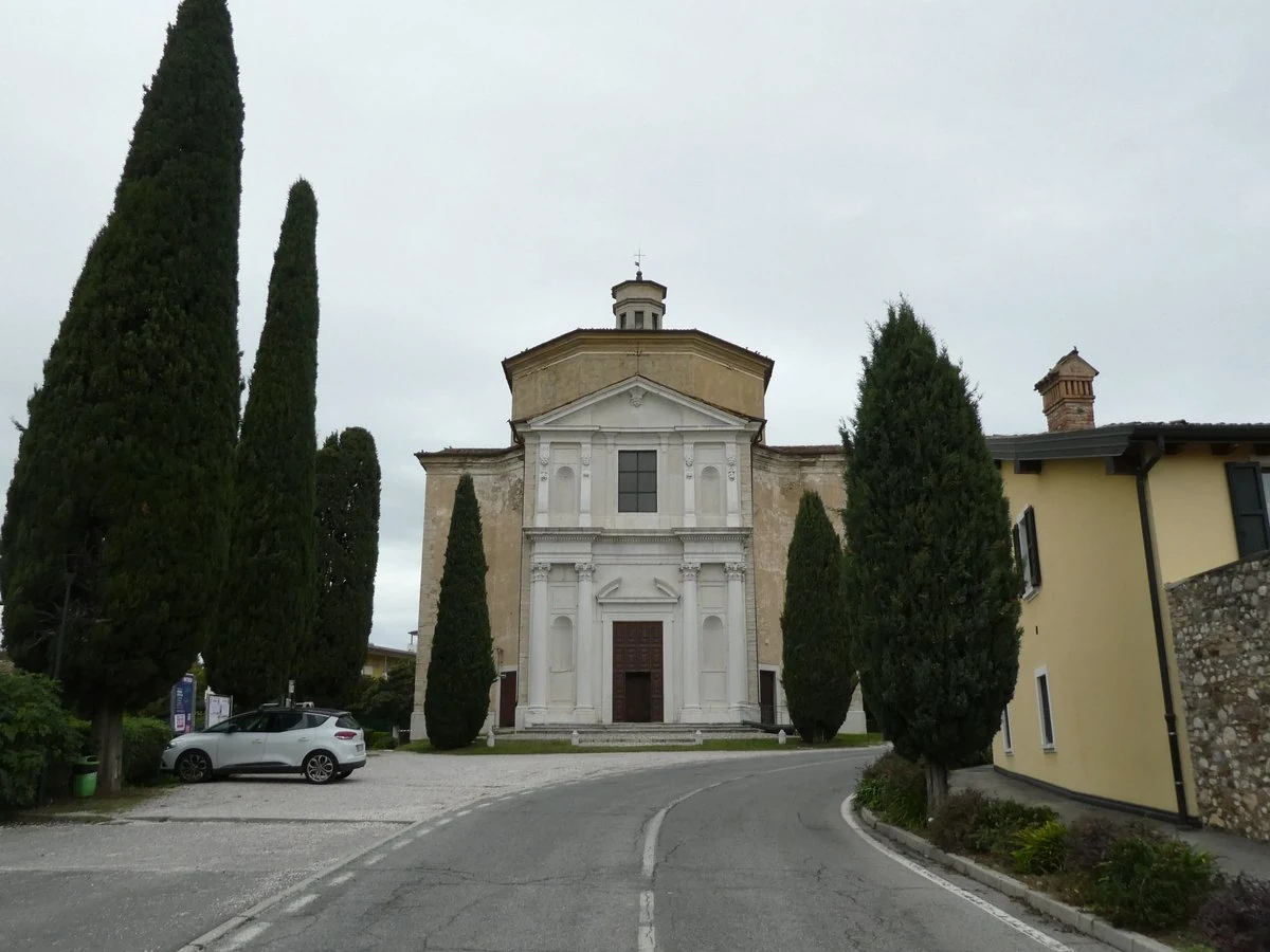 Chiesa della Madonna di San Martino, Lonato del Garda — Chiese e Santuari Lago di Garda