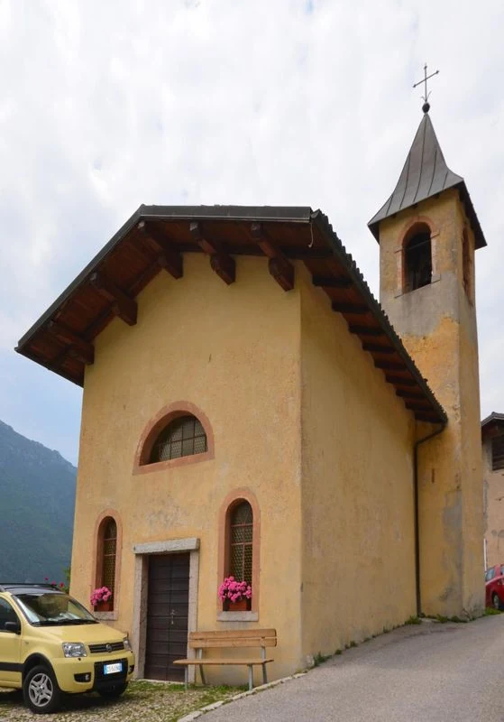 chiesa della Madonna Immacolata di Lourdes, Vallarsa — Chiese e Santuari Lago di Garda