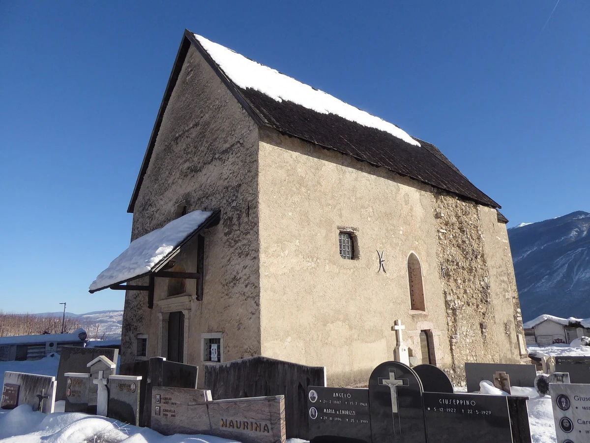 chiesa dell'Addolorata vecchia, Sporminore — Chiese e Santuari Lago di Garda