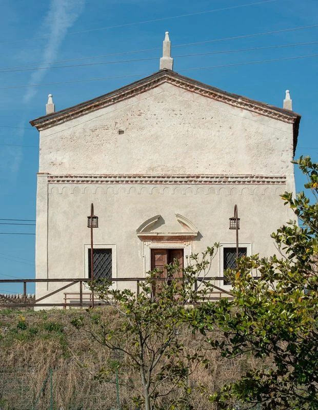 chiesa di San Salvar, Bussolengo — Chiese e Santuari Lago di Garda