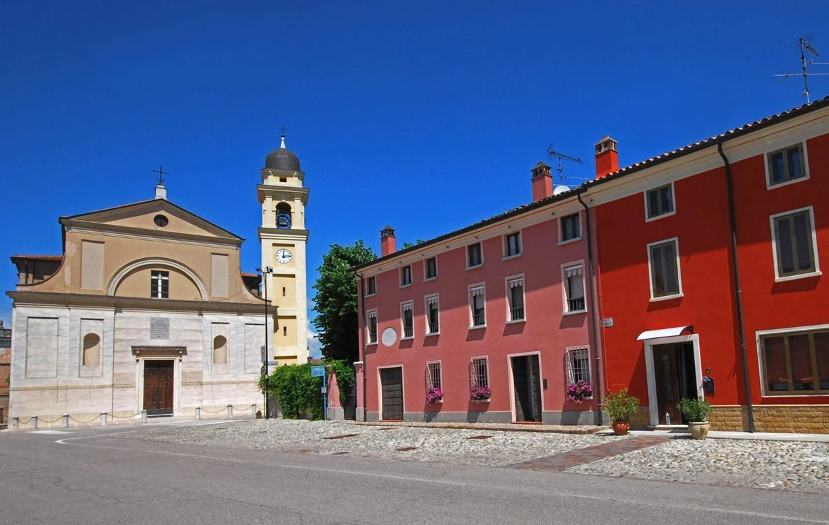 Chiesa di Santa Margherita Vergine e Martire, Goito — Chiese e Santuari Lago di Garda