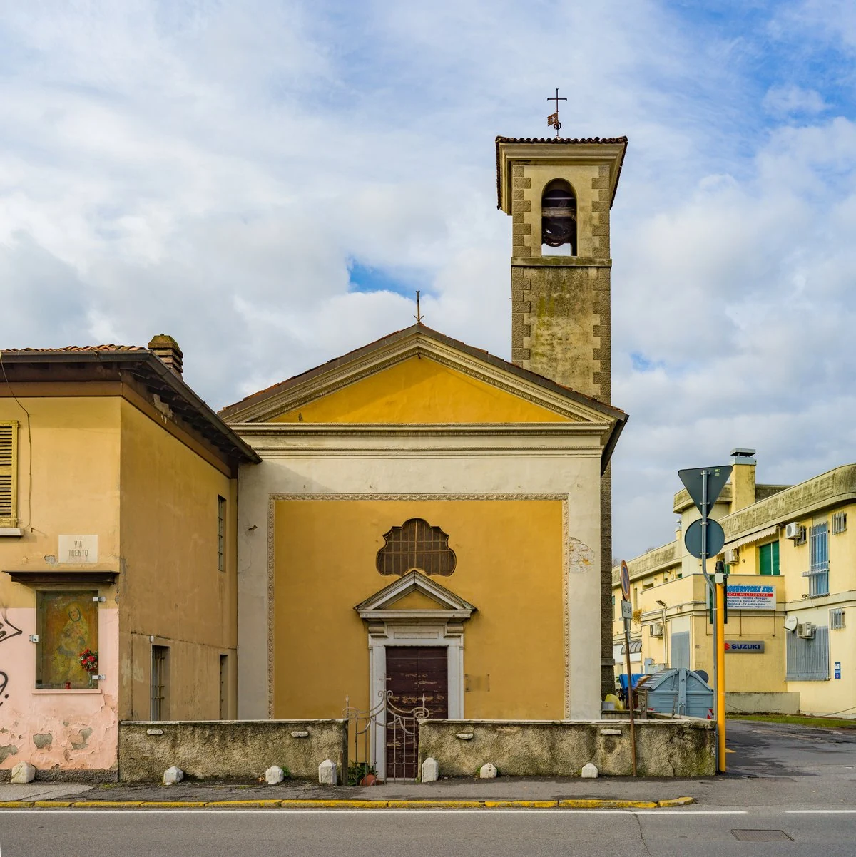 chiesa di Santa Maria alle Grazzine, Brescia — Chiese e Santuari Lago di Garda