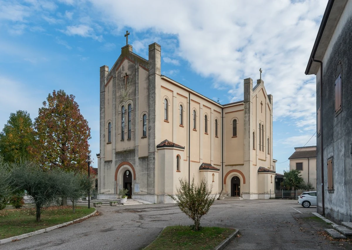 chiesa di Santa Maria e San Giuseppe, Sorgà — Chiese e Santuari Lago di Garda