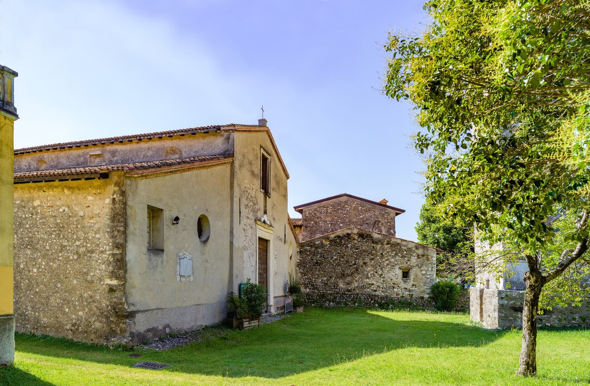 chiesa di Santa Maria in Valtenesi