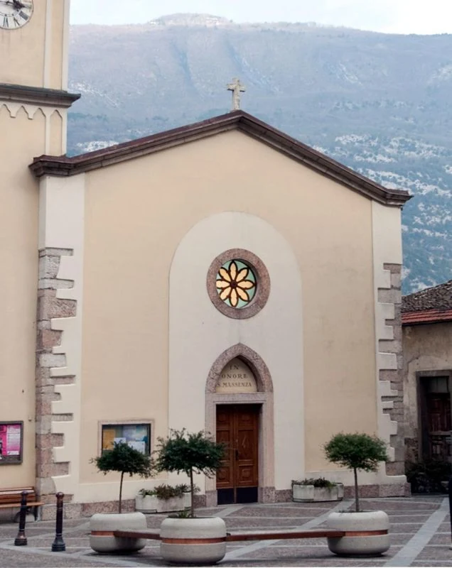 chiesa di Santa Massenza, Vallelaghi — Chiese e Santuari Lago di Garda