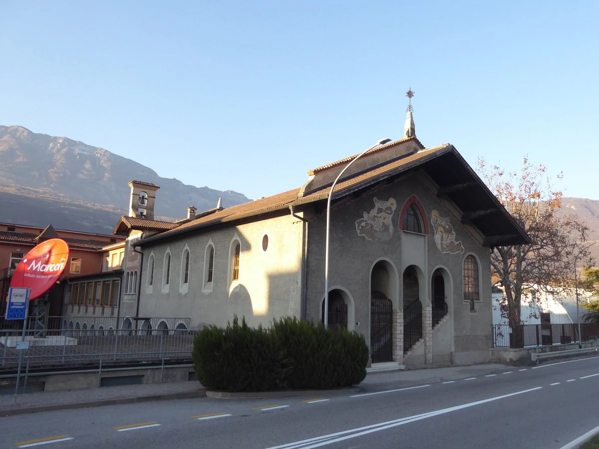 chiesa di Sant'Ilario nuova, Rovereto — Chiese e Santuari Lago di Garda