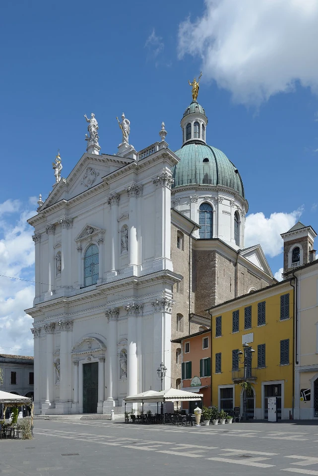 duomo di Santa Maria Assunta, Montichiari — Chiese e Santuari Lago di Garda