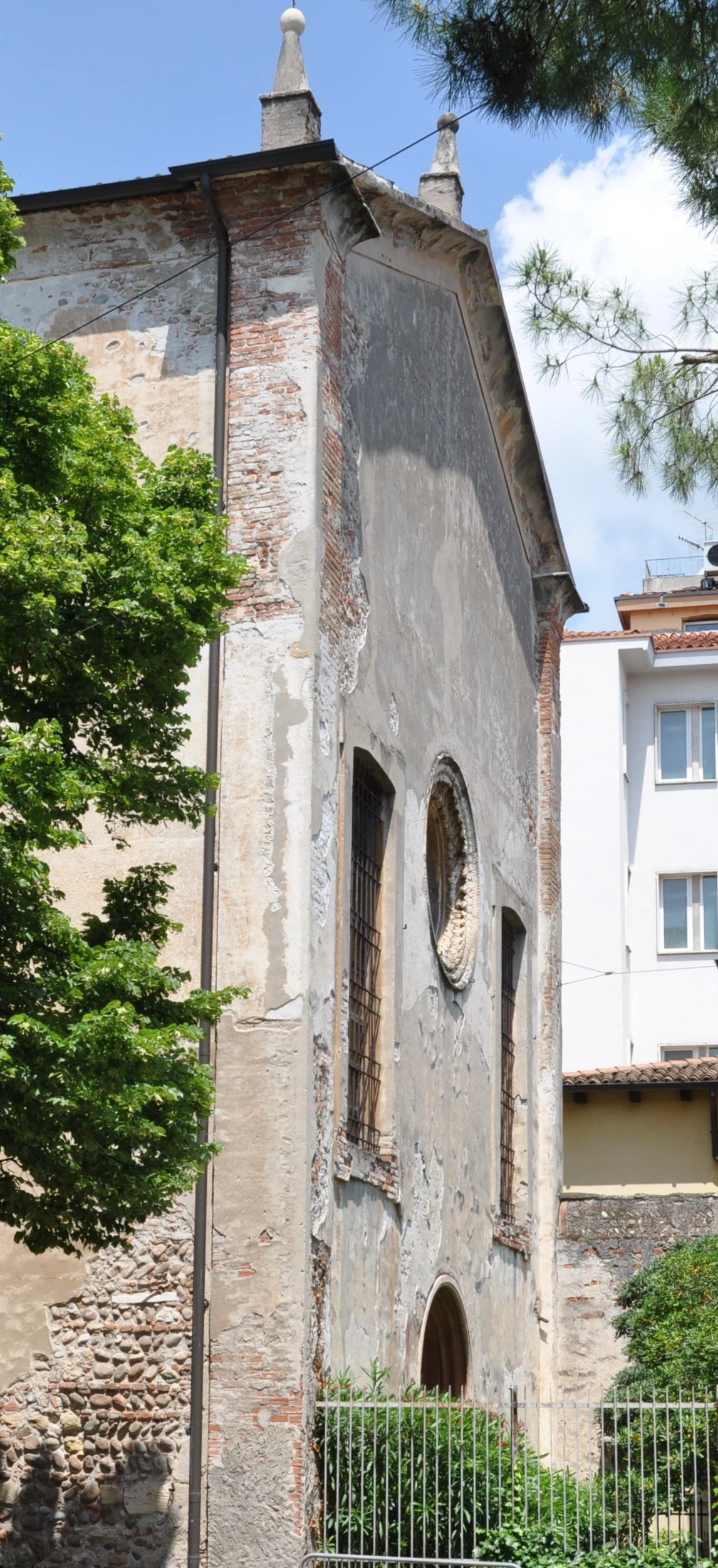 ex chiesa di San Domenico, Verona — Chiese e Santuari Lago di Garda