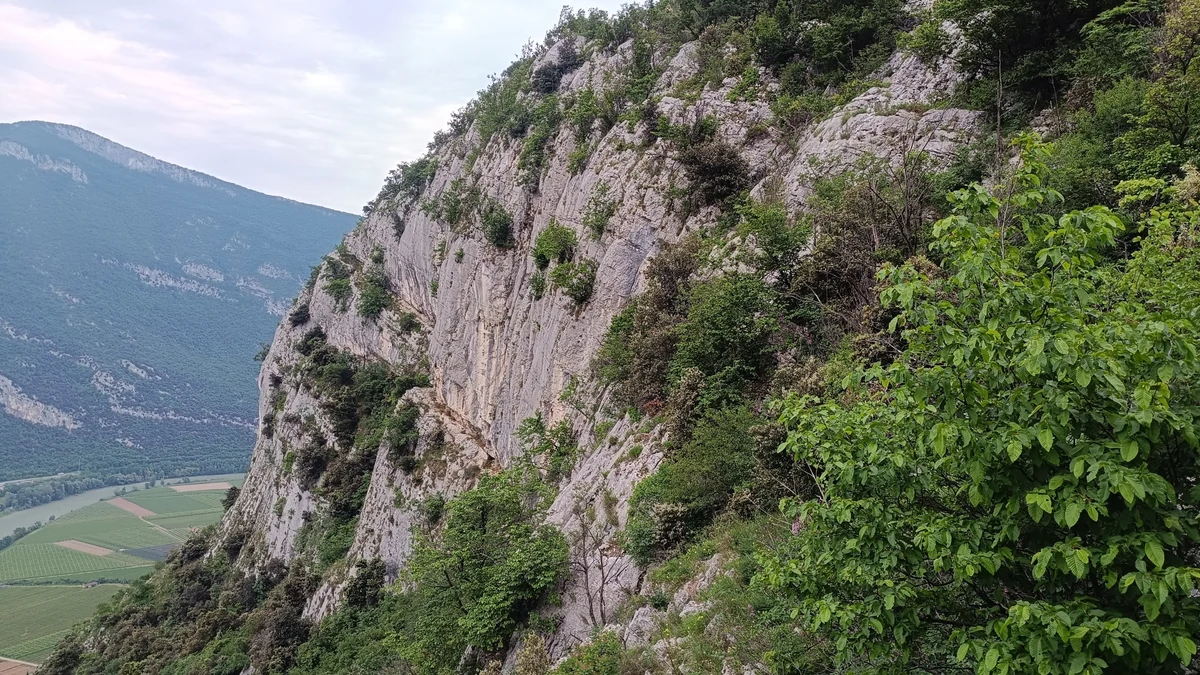 Falesia Bastionata del Talian, Rivoli Veronese — Sport e Attività Lago di Garda