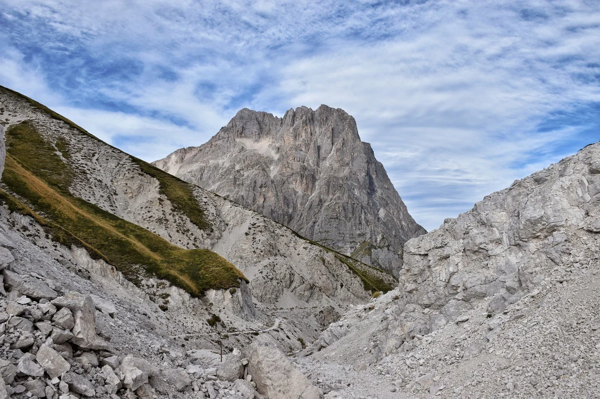 Falesia Sasso D'Inferno — Sport e Attività Lago di Garda