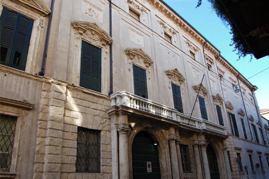GAM Verona, Verona — Musei e Monumenti Lago di Garda