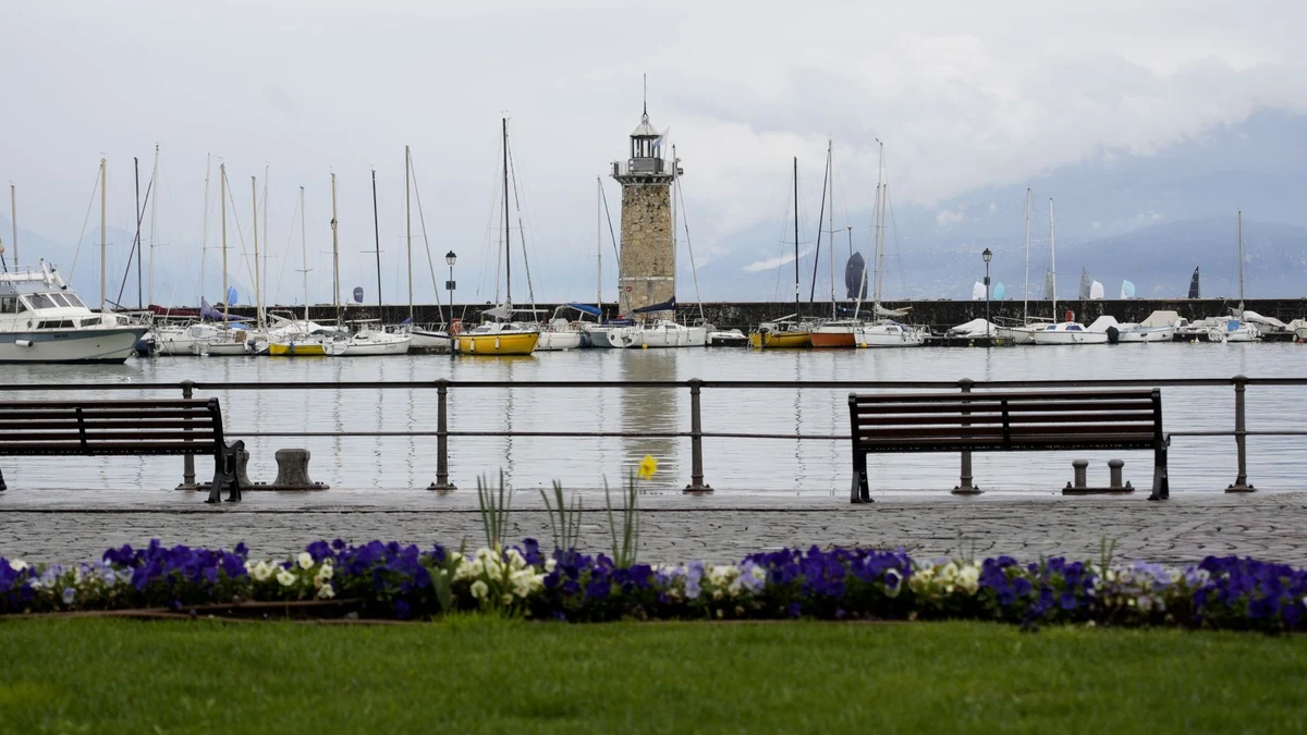 Lido di Desenzano — Spiagge Lago di Garda